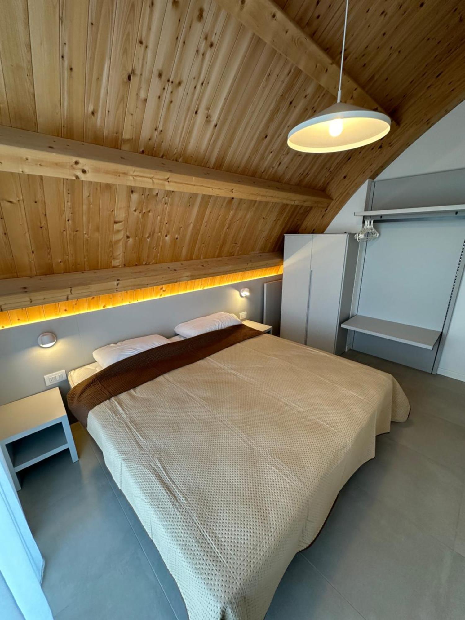 Woody Green Penthouse Sea View - Agenzia Cocal 卡奥莱 外观 照片